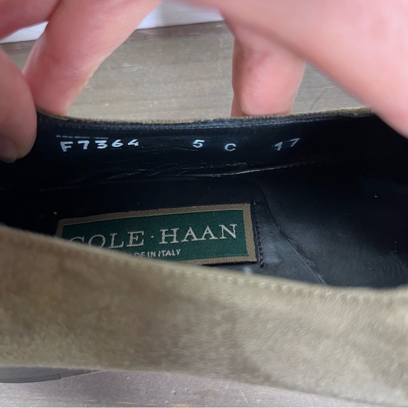 Cole Haan Vintage Made In Italy Womens Brown Suede Loafers Size 5 - Picture 7 of 8